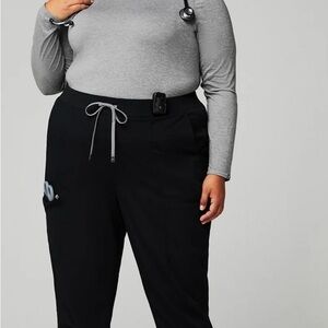 Fabletics Scrubs - Black 3x sh Jogger